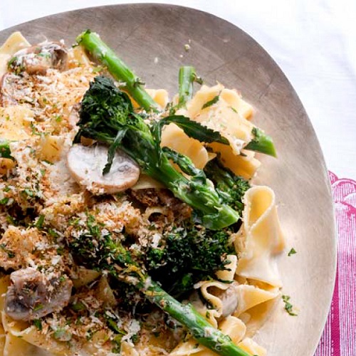Crunchy pappardelle